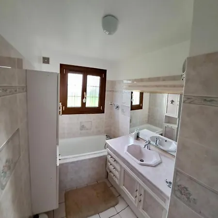 Holiday home Entre Et Vallee A Embreville